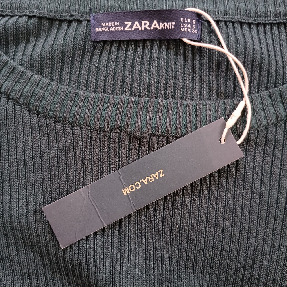 ZARA Dark Green Ribbed Knit Top